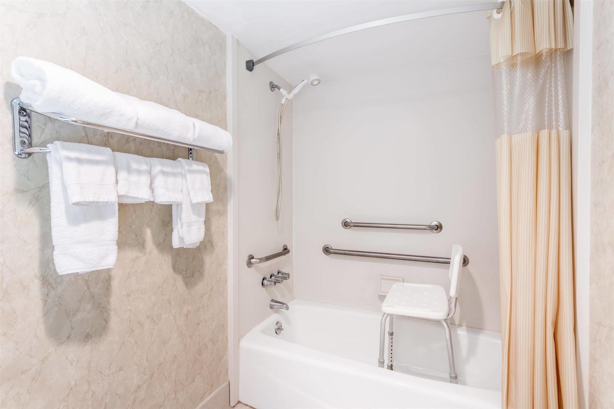 Days By Wyndham Hotel Athens
